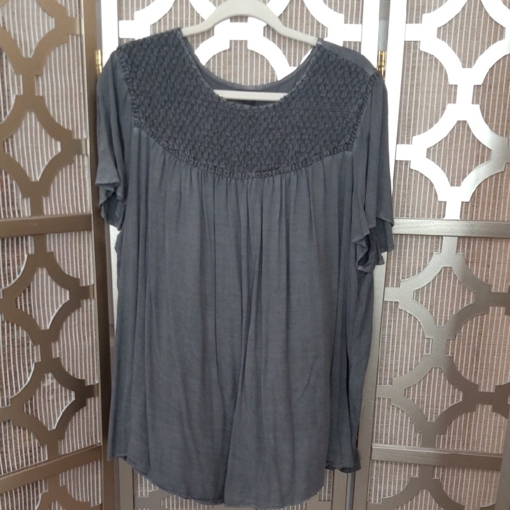 Torrid Gray Relaxed Smocked Tunic Blouse